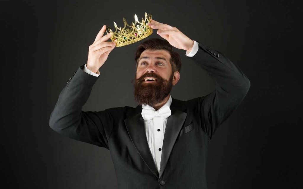 Como um narcisista termina um relacionamento: sinais e estratégias usadas