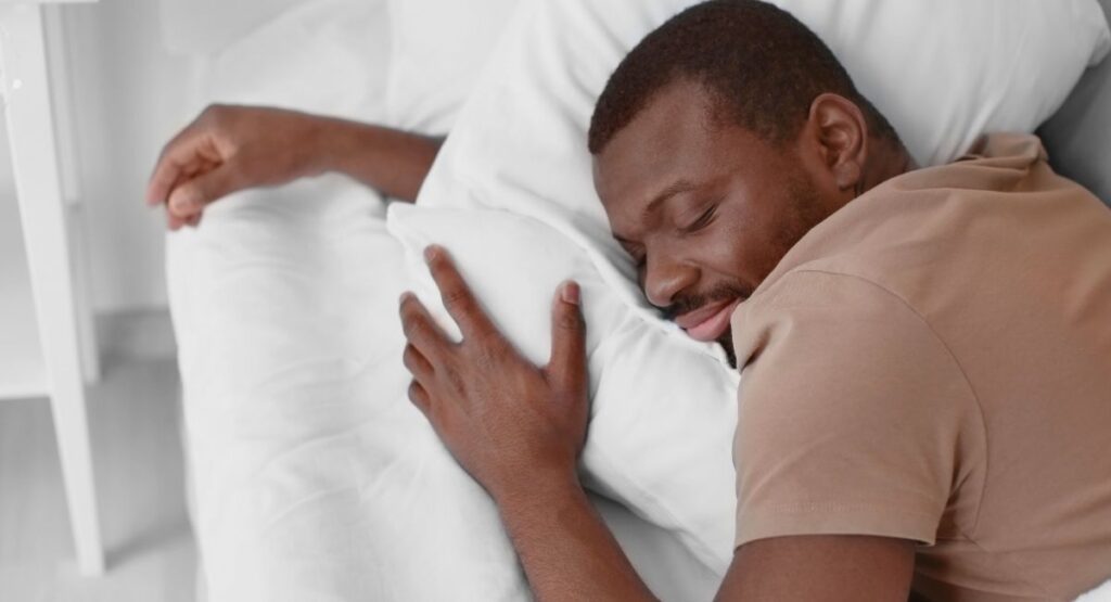 Sono excessivo mesmo dormindo muito: 7 possíveis causas que você precisa conhecer